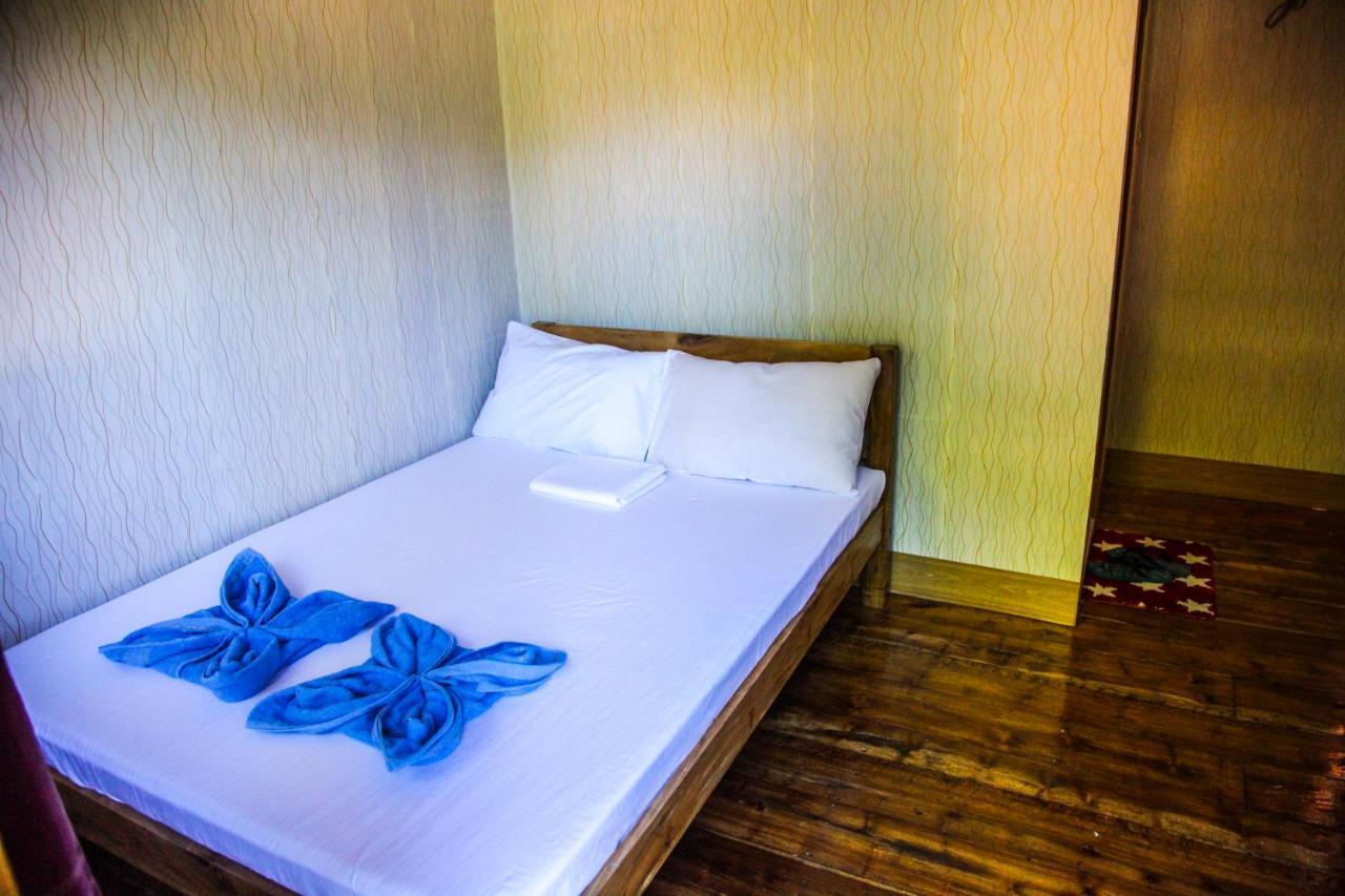 Southside Tourist Inn Лобок Екстериор снимка