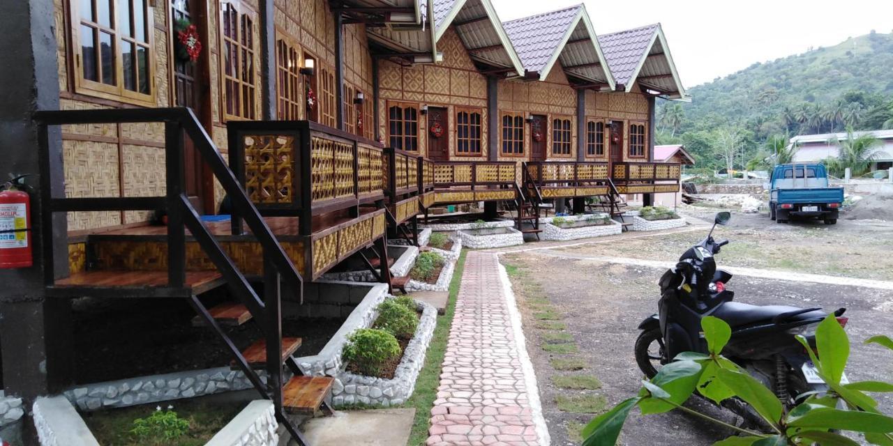 Southside Tourist Inn Лобок Екстериор снимка